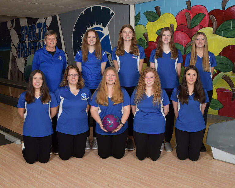 DSC_0016GirlsBowling